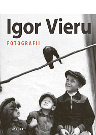 картинка Igor Vieru. Fotografii magazinul BookStore in Chisinau, Moldova